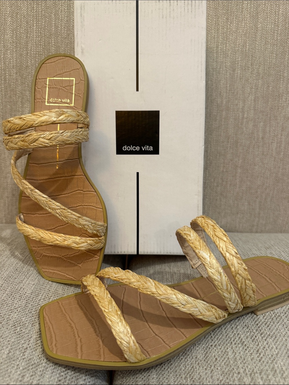 Dolce Vita Indo Slide Sandal in Natural Raffia NIB size 7.5